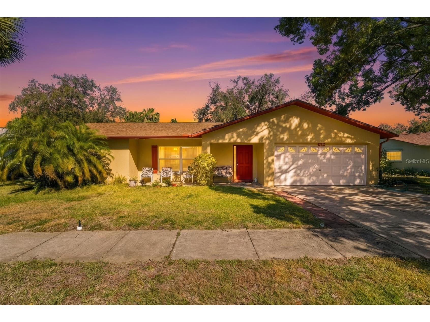 8035 Gleneagle Drive Port Richey FL 34668 W7882758 image1