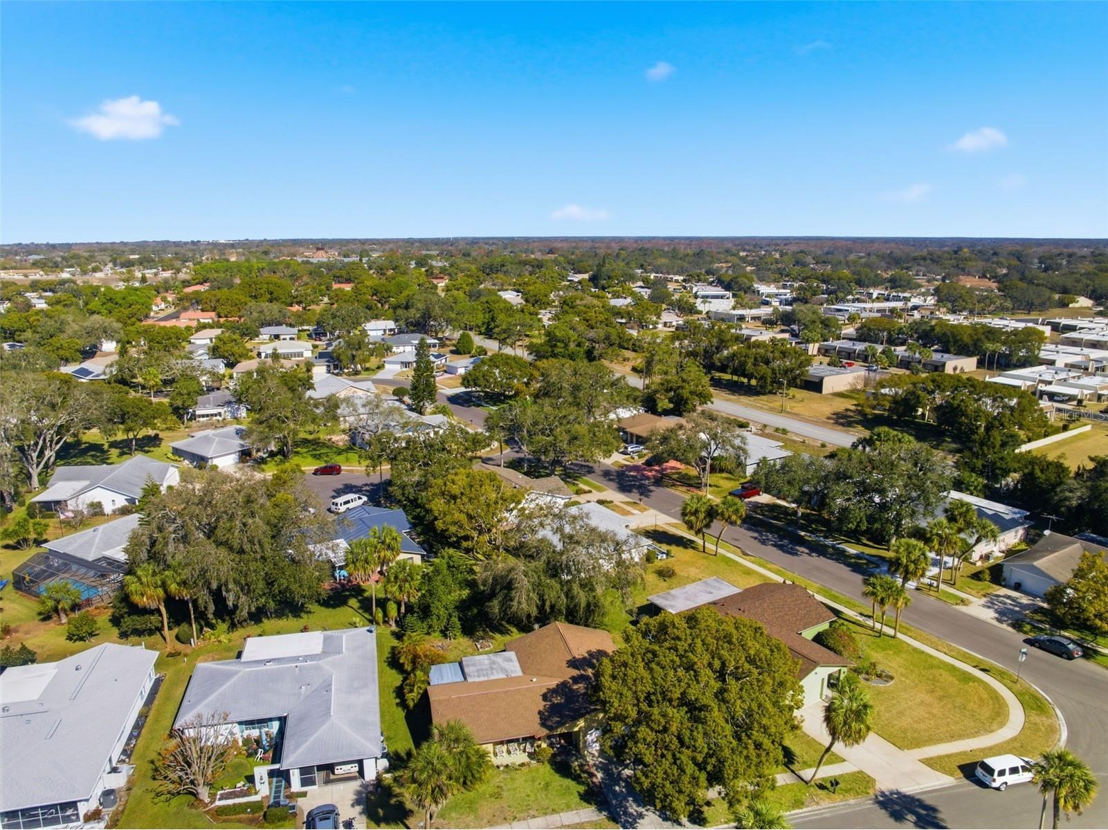 8035 Gleneagle Drive Port Richey FL 34668 W7882758 image32