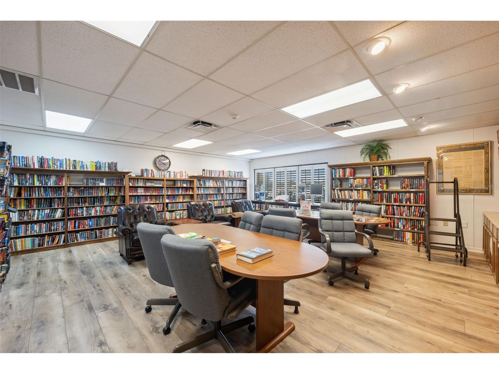 8035 Gleneagle Drive Port Richey FL 34668 W7882758 image46