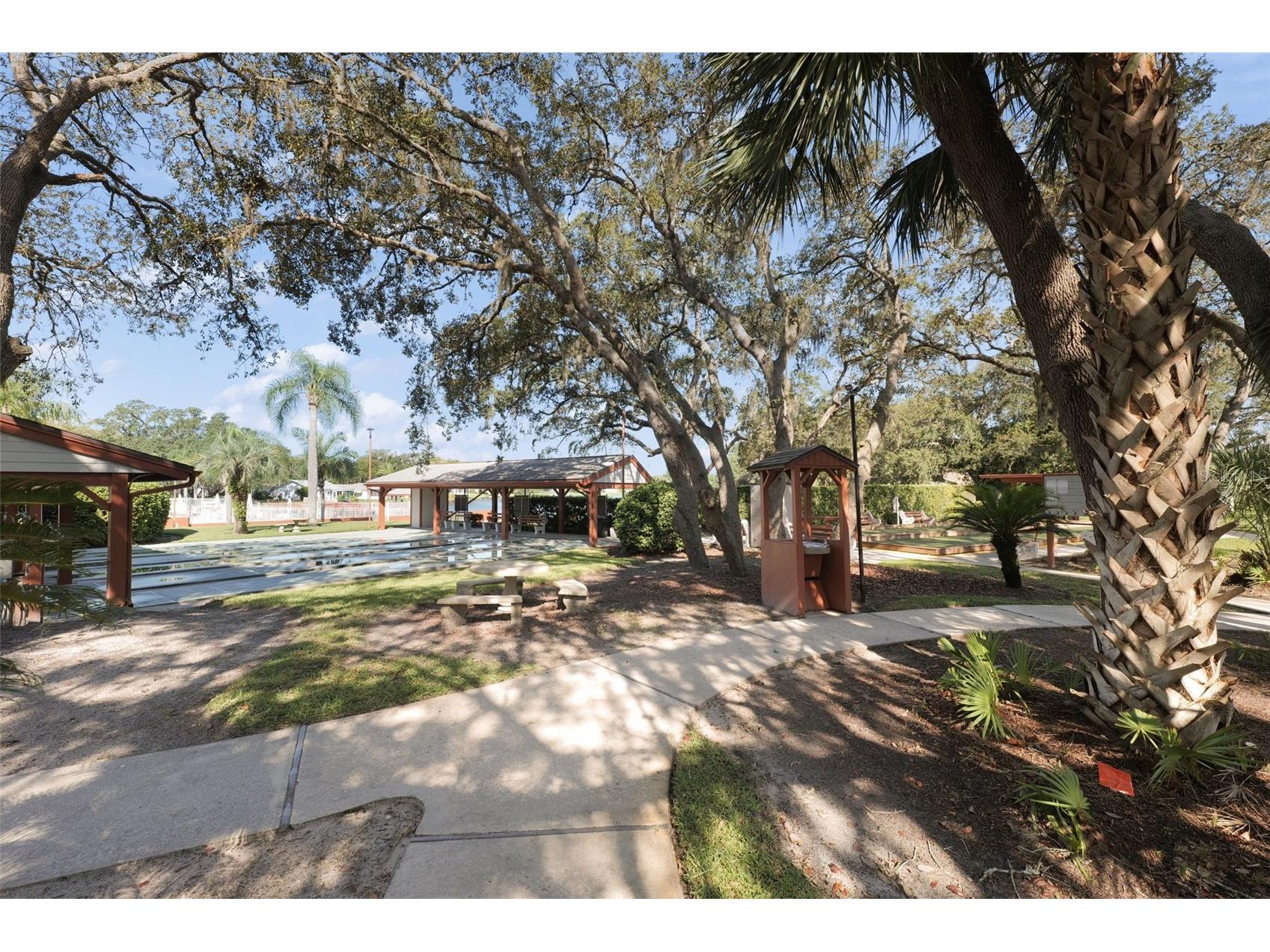 8035 Gleneagle Drive Port Richey FL 34668 W7882758 image48