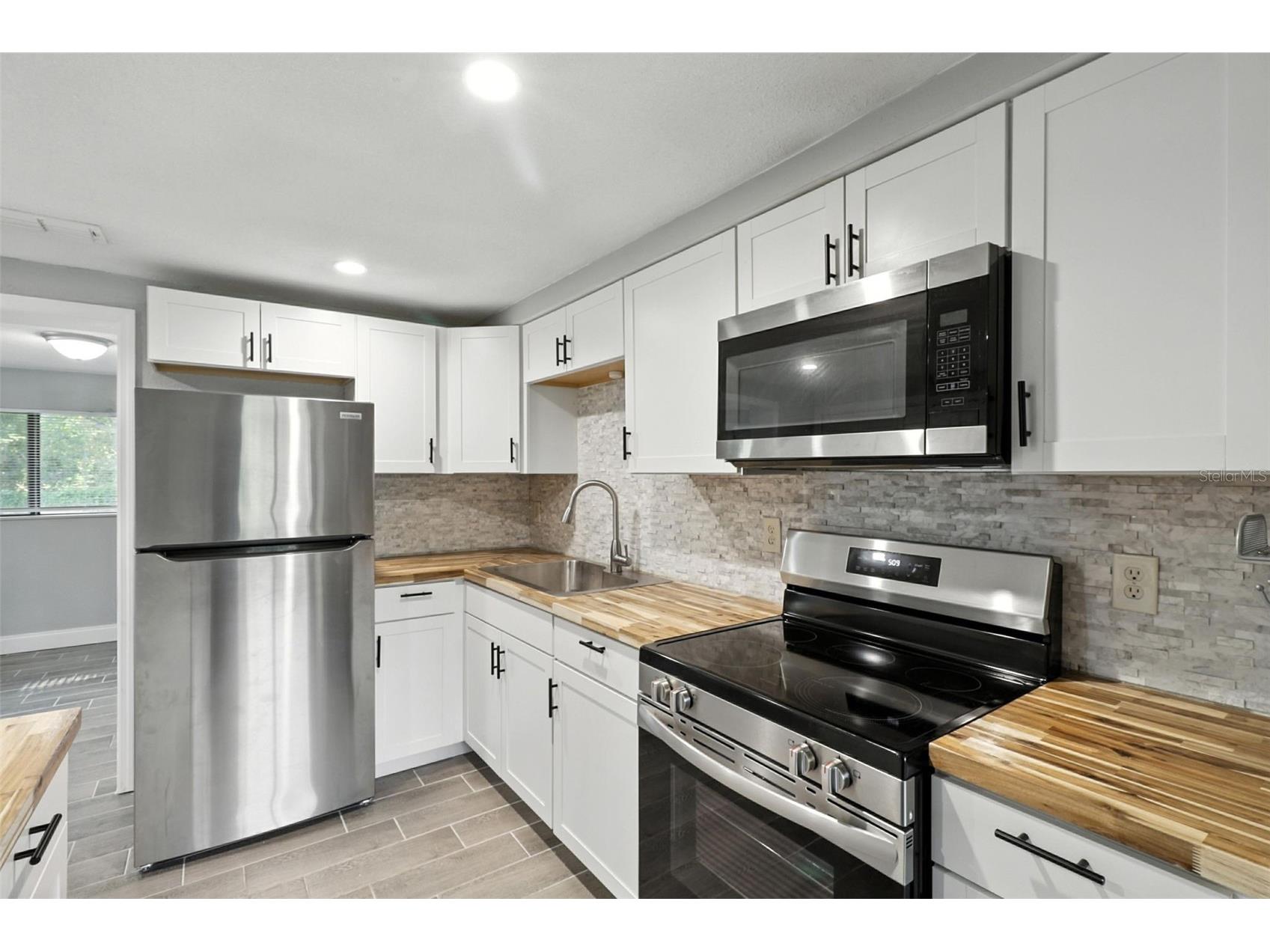 8035 Gulf Way Hudson FL 34667 W7877850 image10