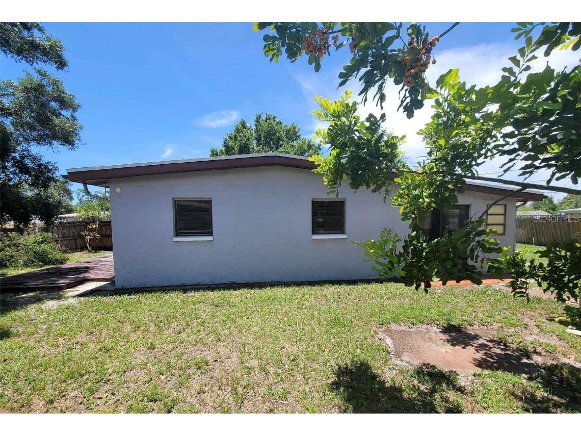 8035 Robin Road Seminole FL 33777 O6319358 image1