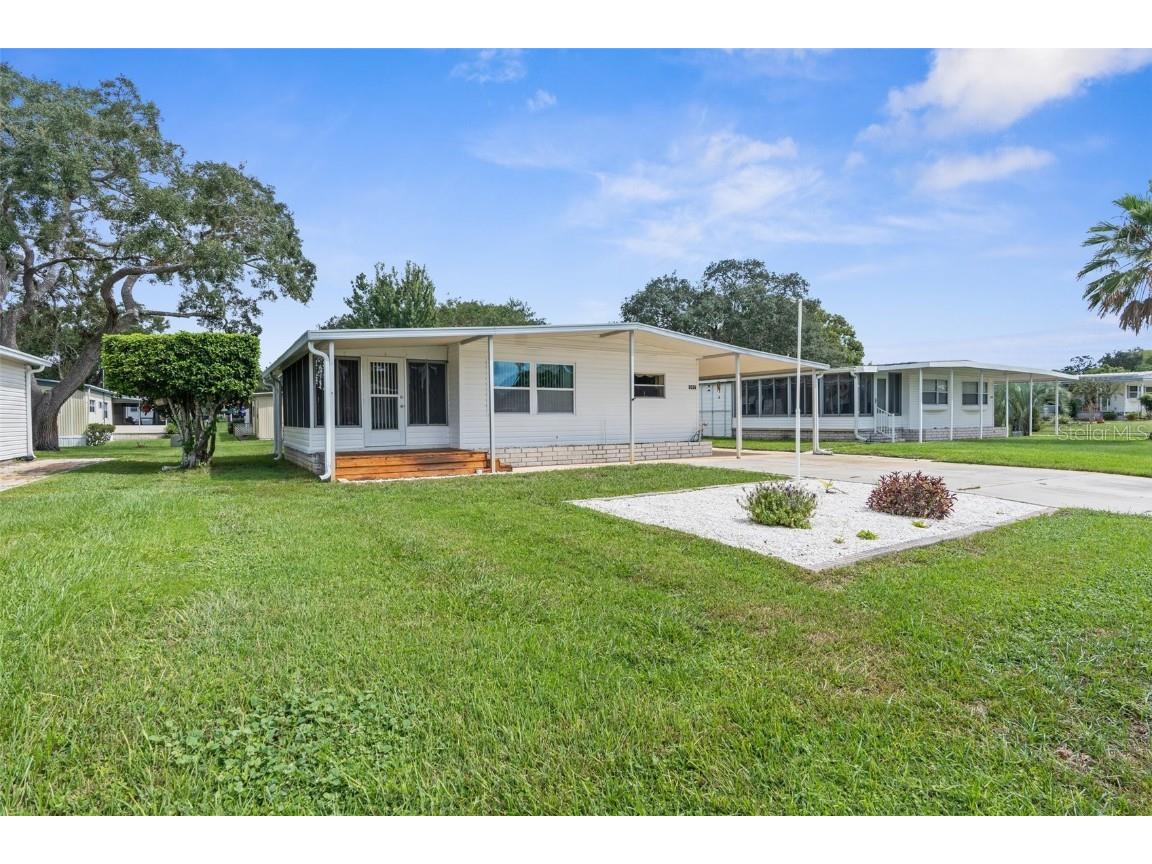 8036 Western Circle Drive Brooksville FL 34613 W7869112 image1