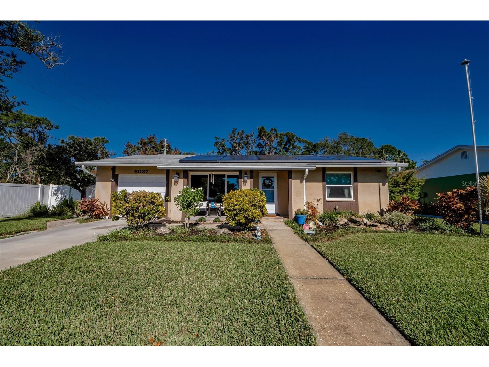 8037 Powder Horn Circle Largo FL 33773 TB8448991 image1