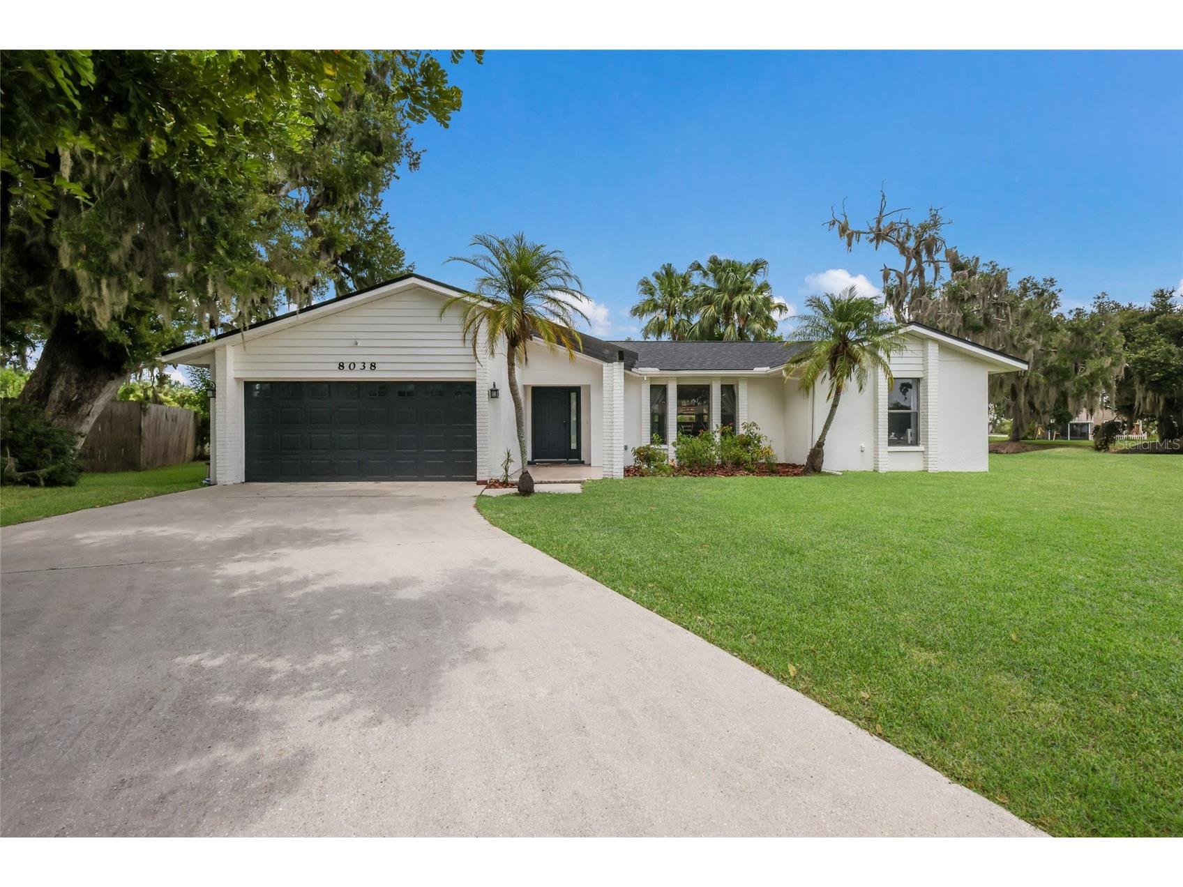 8038 56th Court E Palmetto FL 34221 - POND A4700160 image1