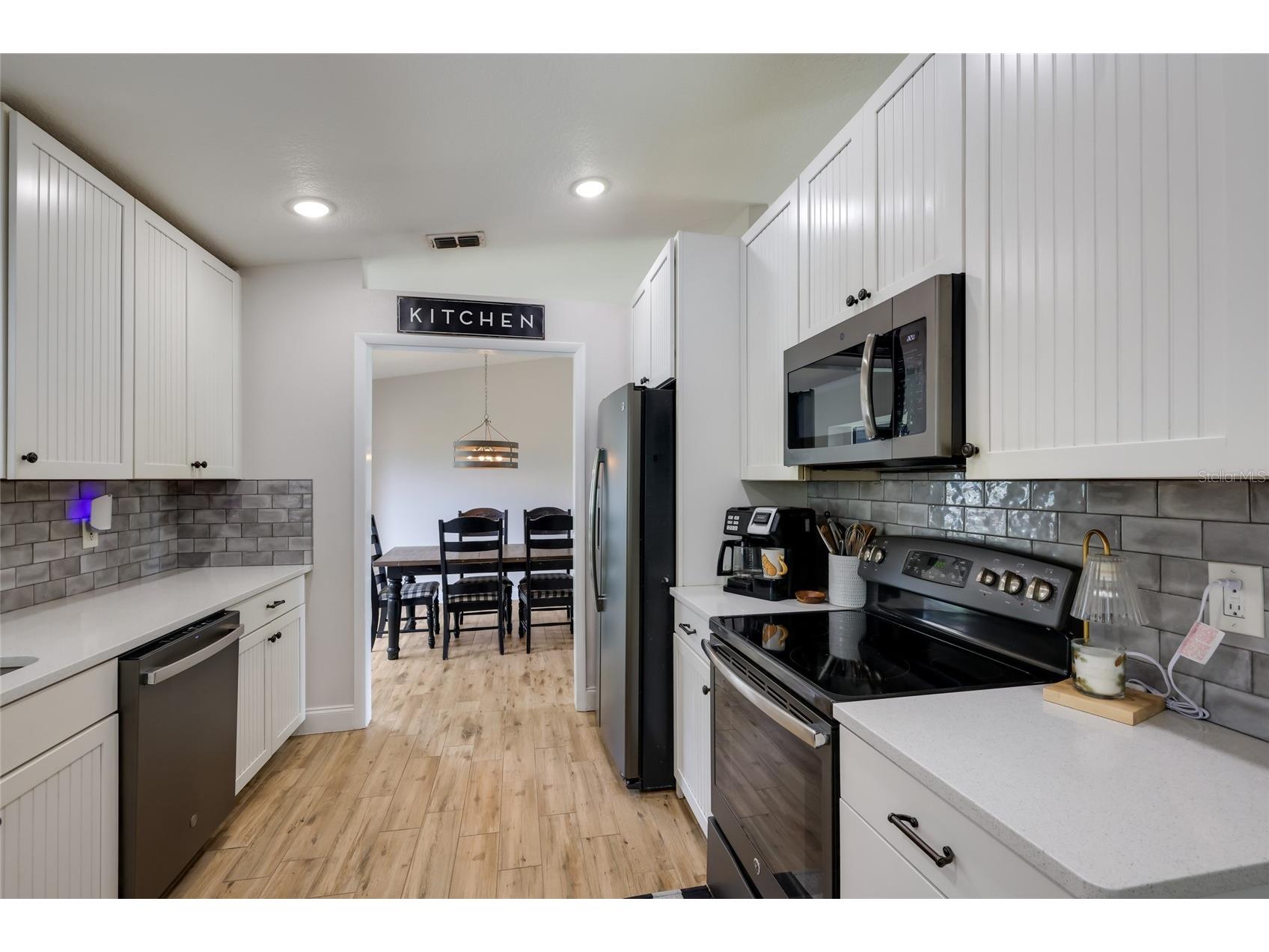8038 56th Court E Palmetto FL 34221 - POND A4700160 image12