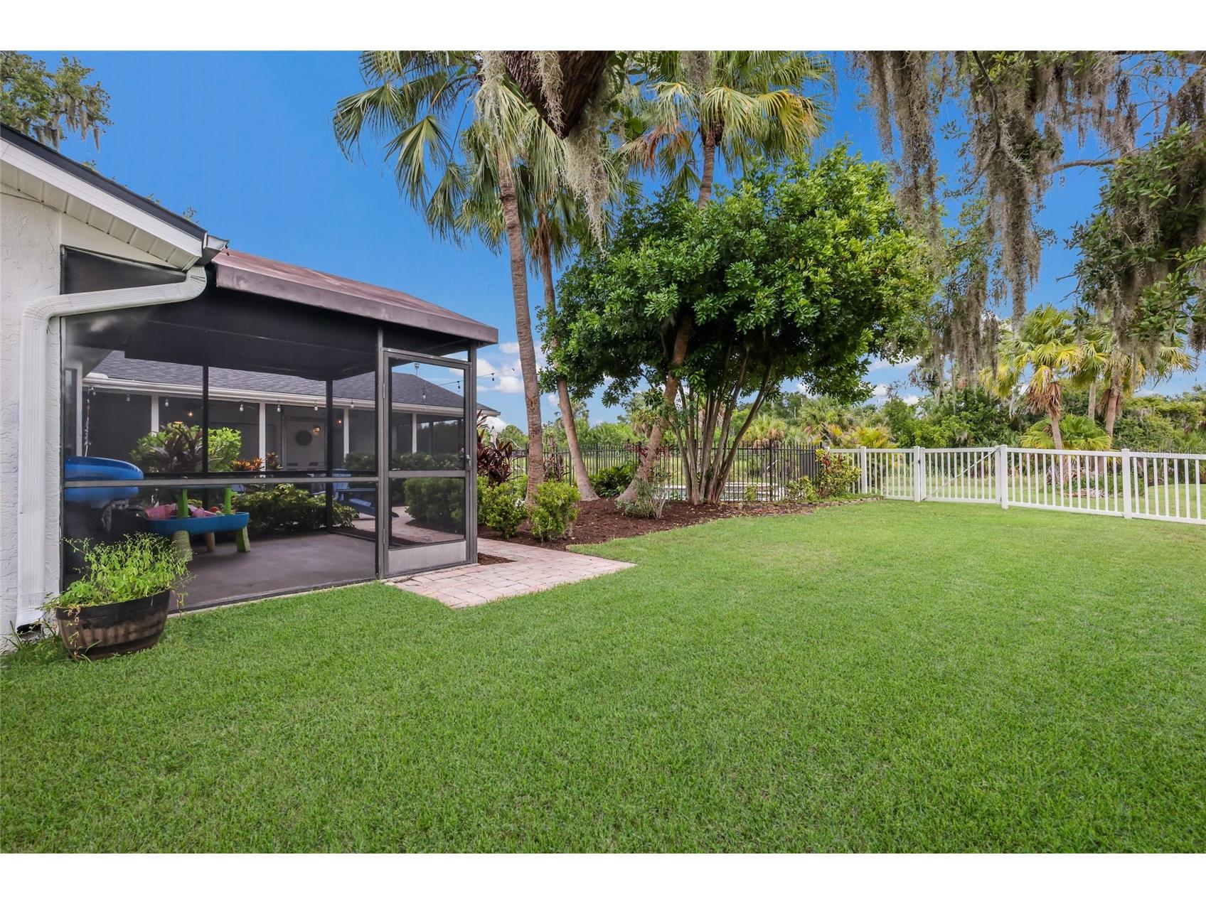 8038 56th Court E Palmetto FL 34221 - POND A4700160 image38