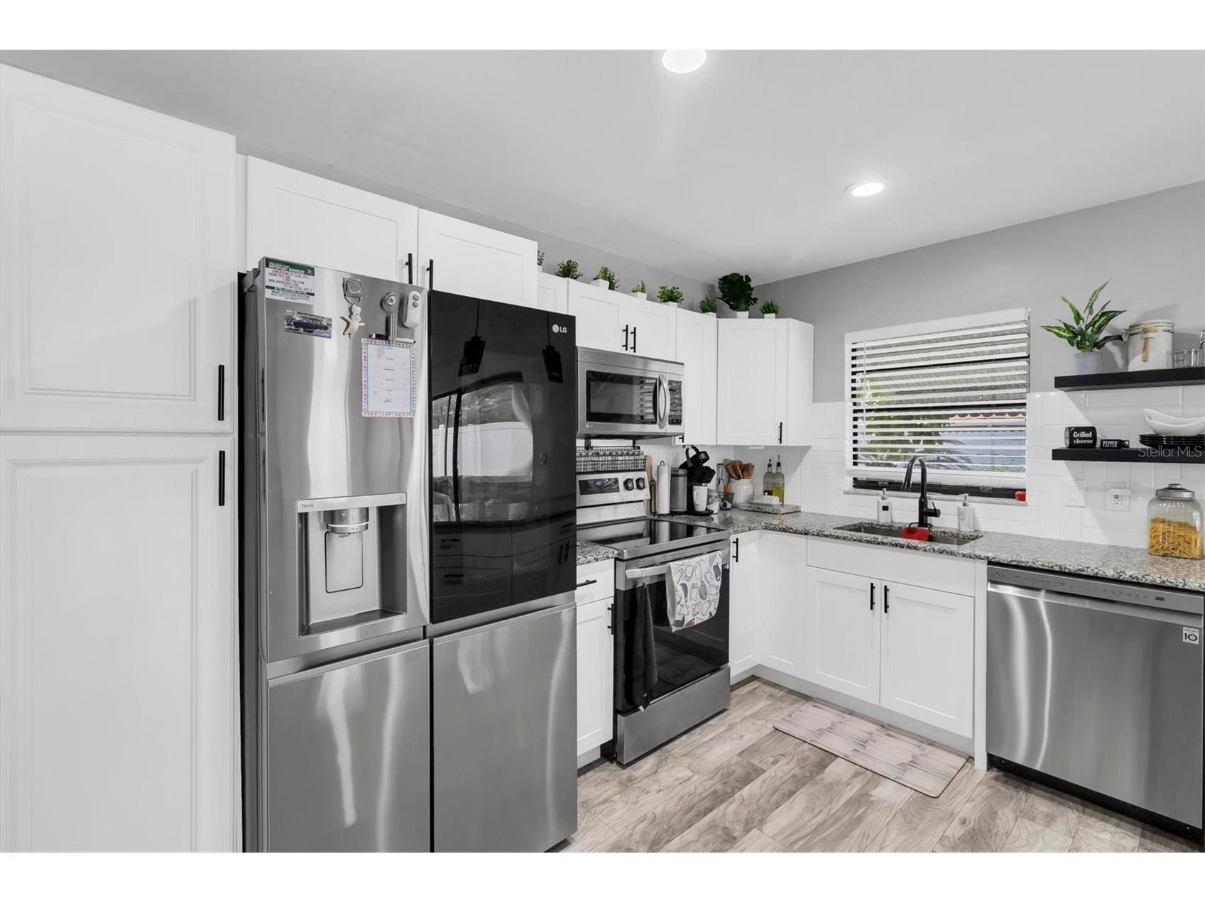8038 Buttonball Lane Port Richey FL 34668 W7886540 image8