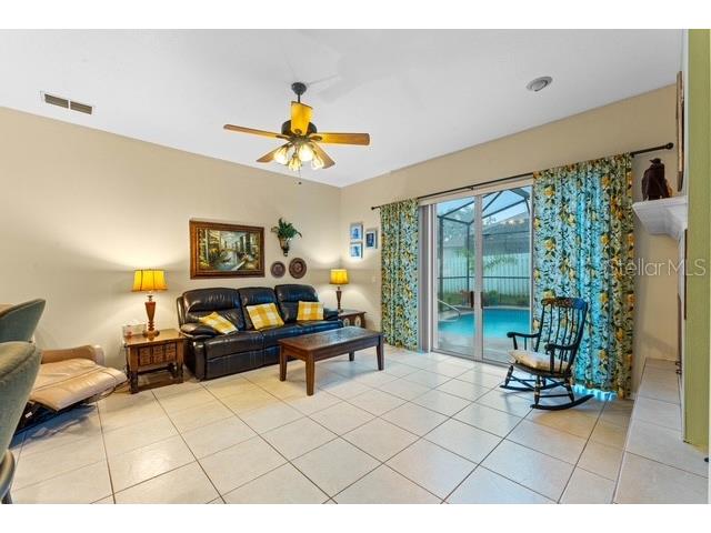 8038 Glitter Court Orlando FL 32836 O6349638 image17