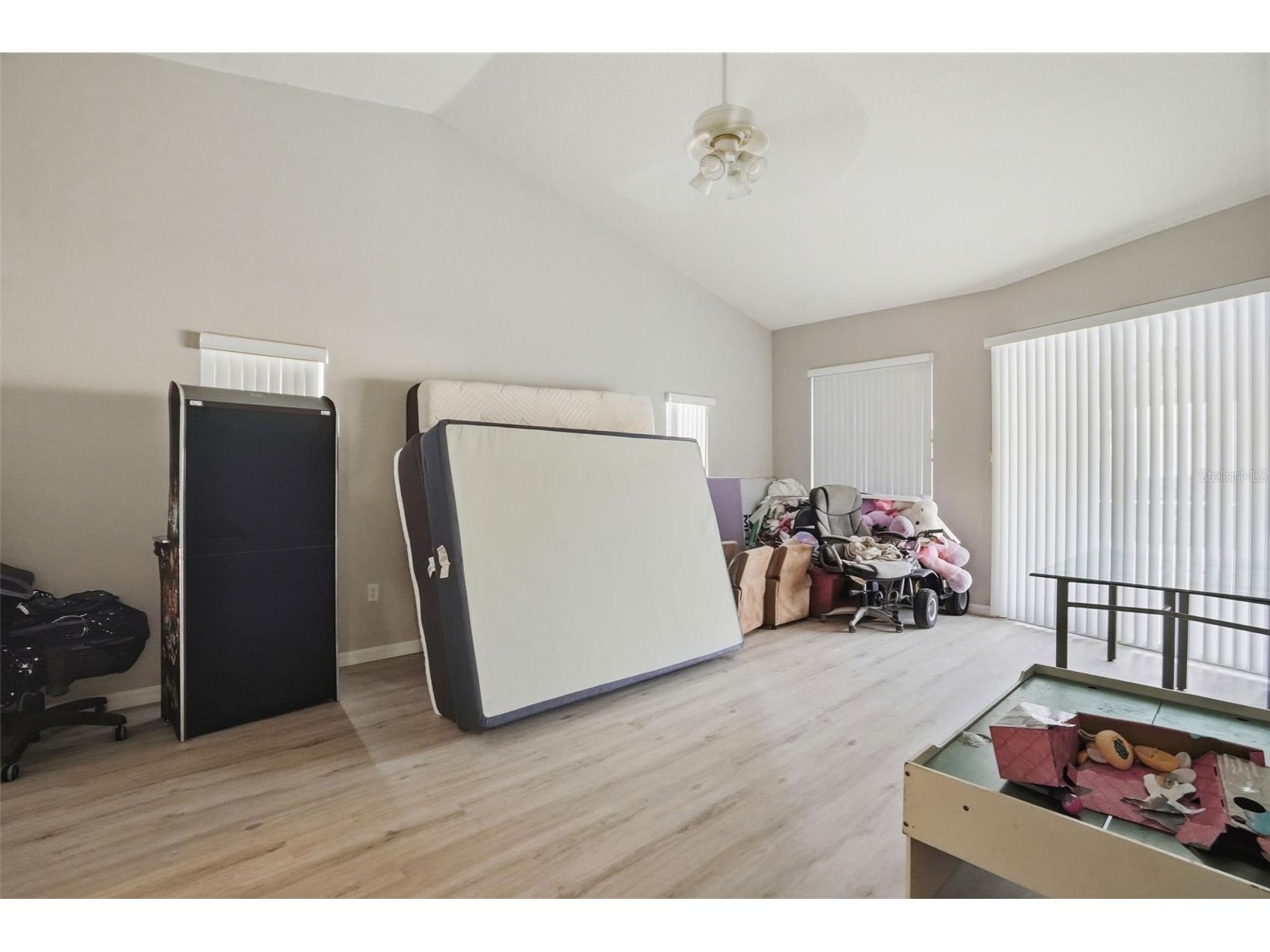 8038 Madrid Road Weeki Wachee FL 34613 W7884658 image31