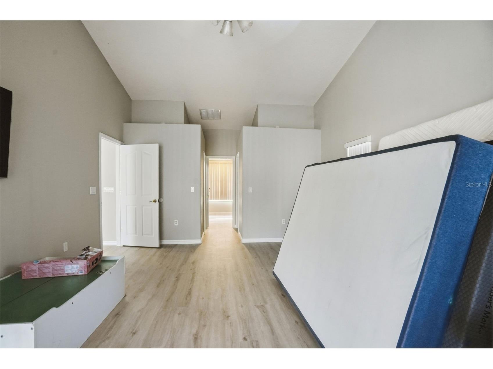 8038 Madrid Road Weeki Wachee FL 34613 W7884658 image33