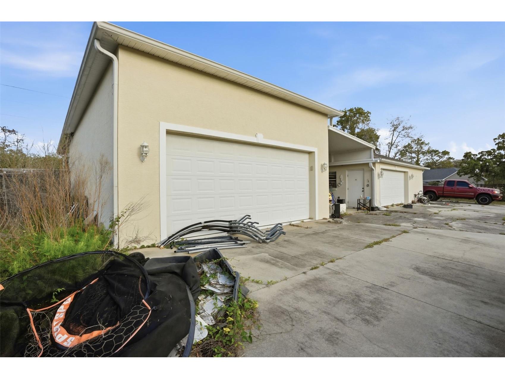 8038 Madrid Road Weeki Wachee FL 34613 W7884658 image42