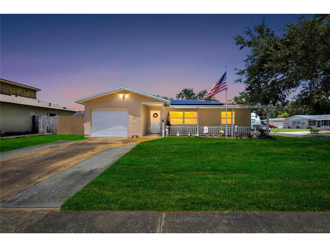 8039 83rd Street N Seminole FL 33777 TB8413757 image1