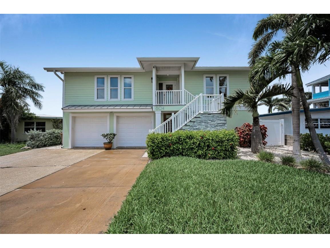 804 Bay Point Drive Madeira Beach FL 33708 - BOCA CIEGA BAY & INTRACOASTAL TB8408633 image1