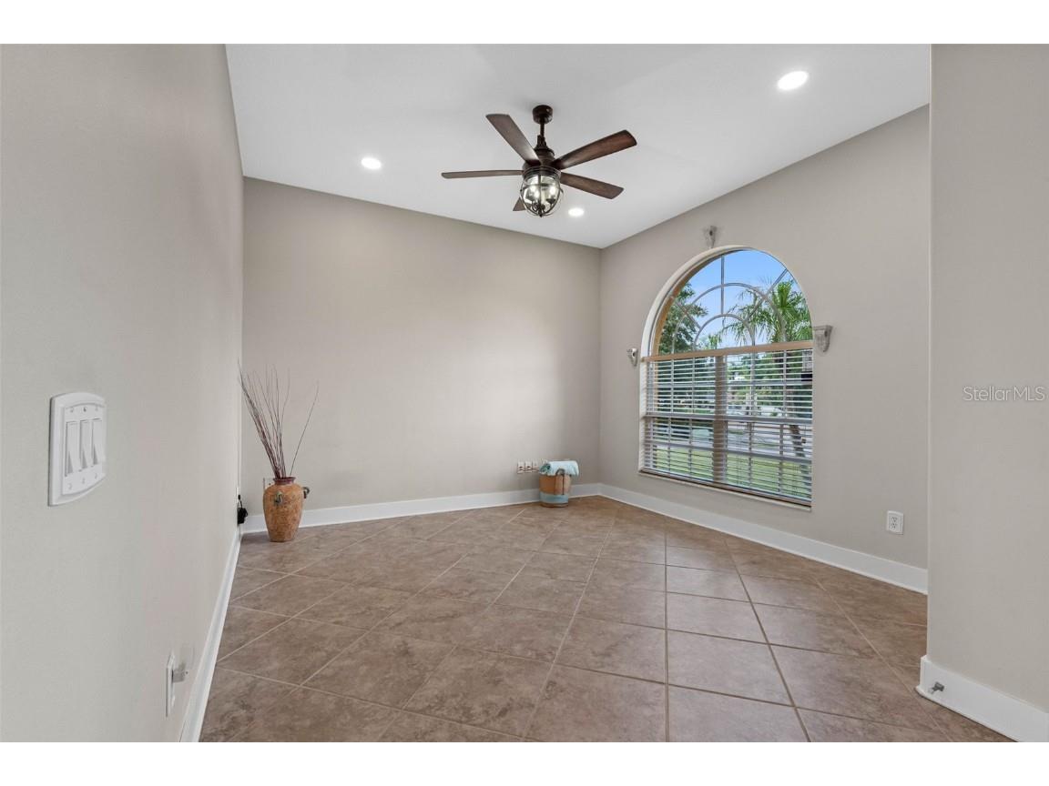 804 Charles Boulevard Oldsmar FL 34677 TB8422935 image9