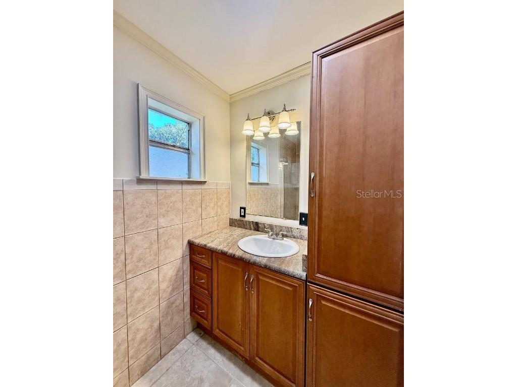 804 E 127th Avenue #B Tampa FL 33612 TB8452440 image15