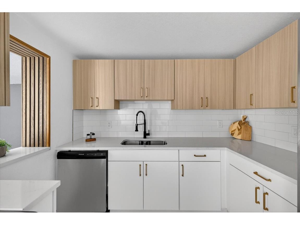 804 Walnut Drive Seffner FL 33584 TB8451072 image15