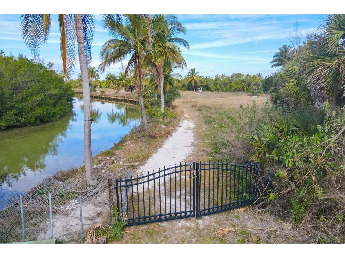 8040 Bocilla Drive Placida FL 33946 - BOCILLA WATERWAY D6140903 image11