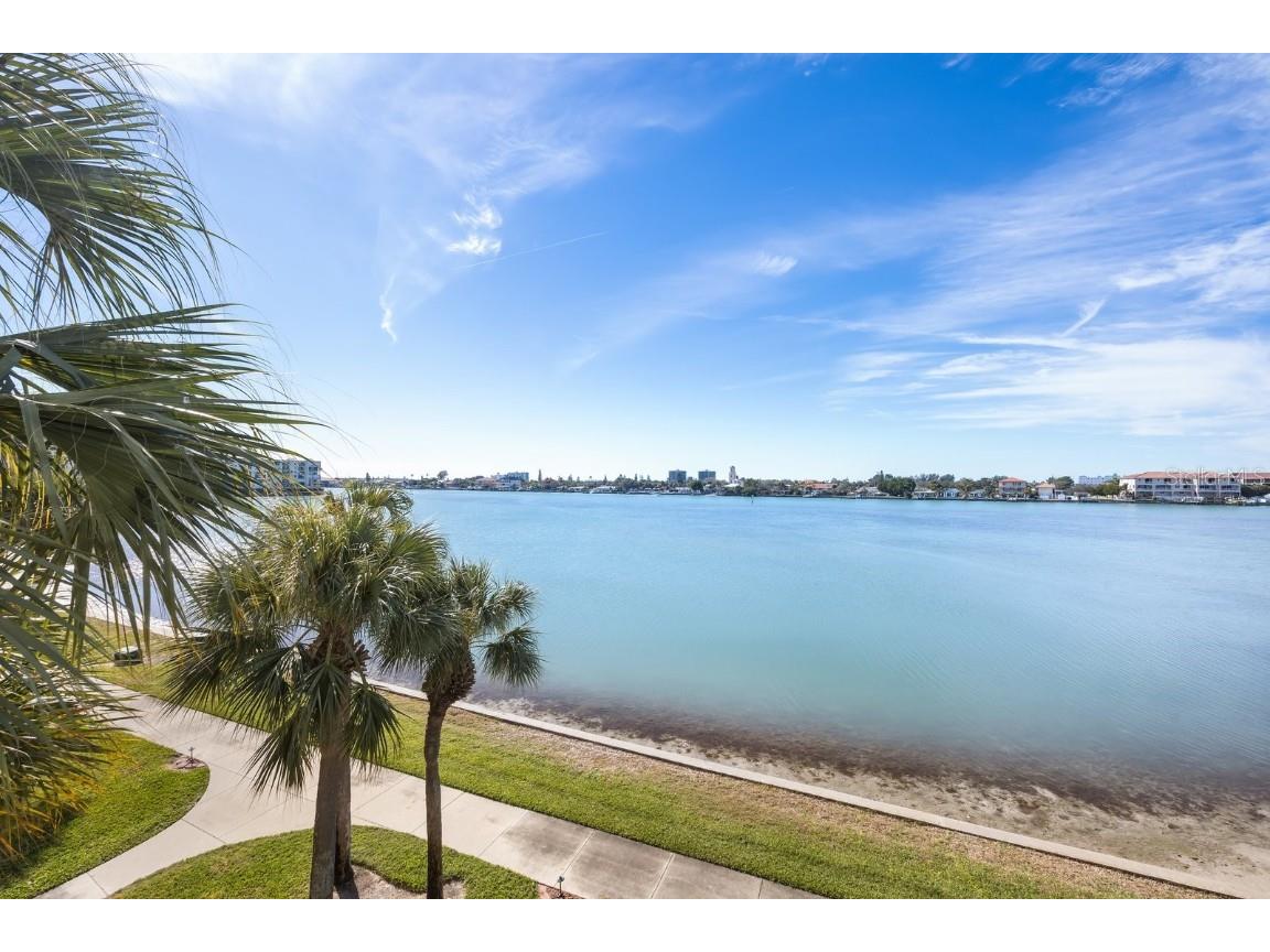 8040 Sailboat Key Boulevard S #201 Saint Pete Beach FL 33707 - INTRACOASTAL U8227648 image1