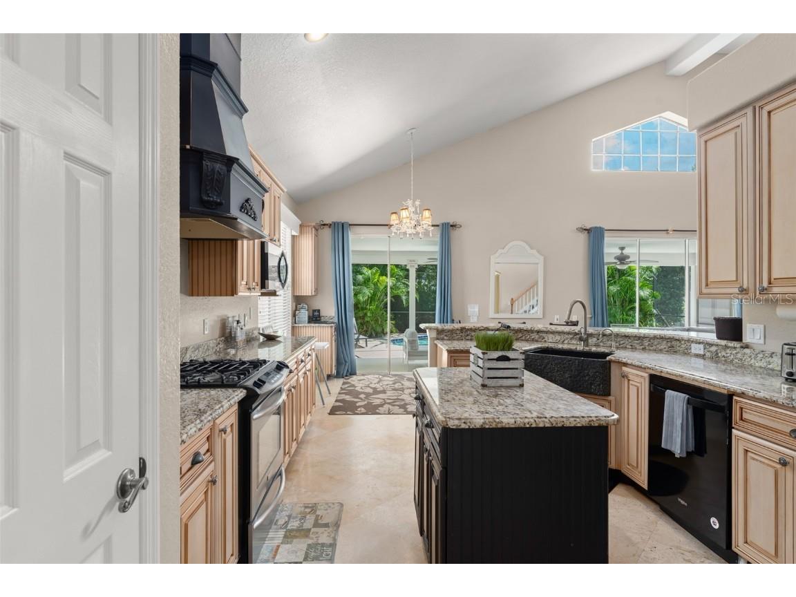 8040 Saint Andrews Circle Orlando FL 32835 O6332391 image17