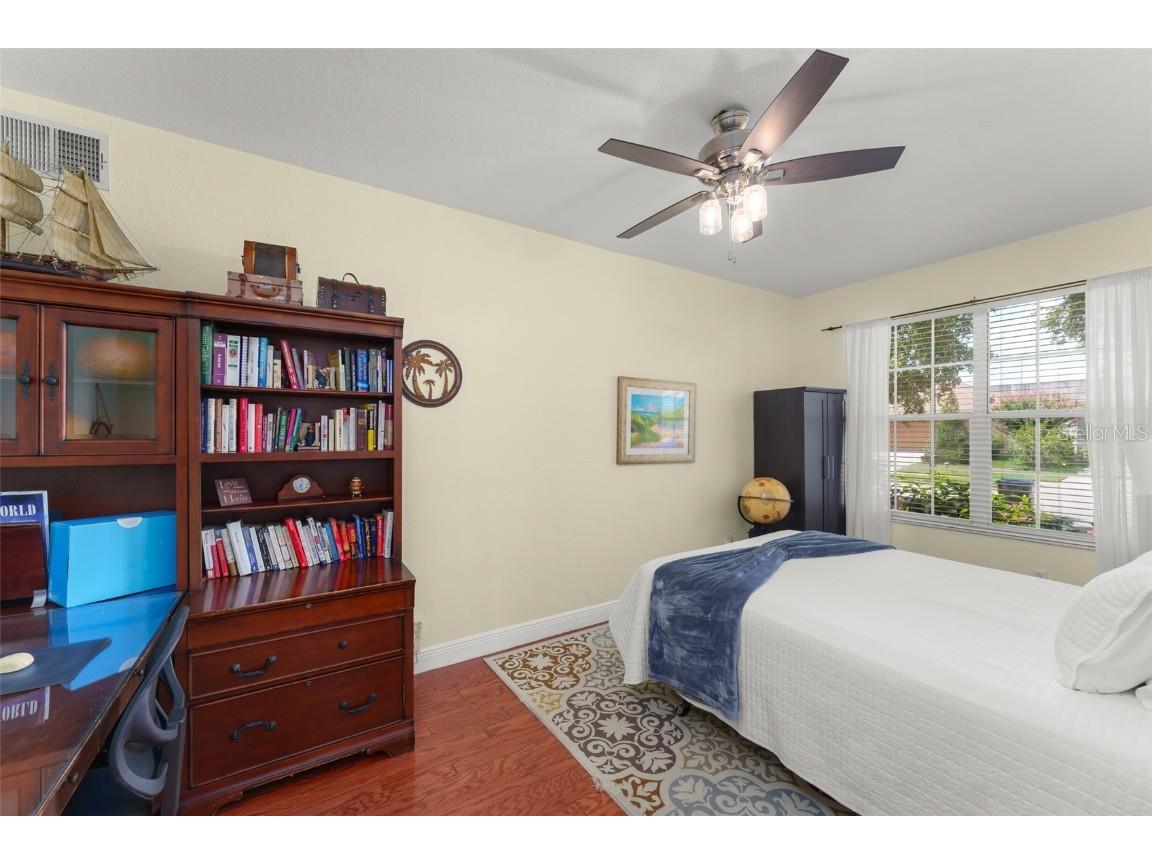 8040 Saint Andrews Circle Orlando FL 32835 O6332391 image40