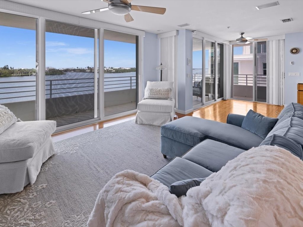 8041 Bay Pointe Drive Englewood FL 34224 - INTRACOASTAL WATERWAY D6143033 image12