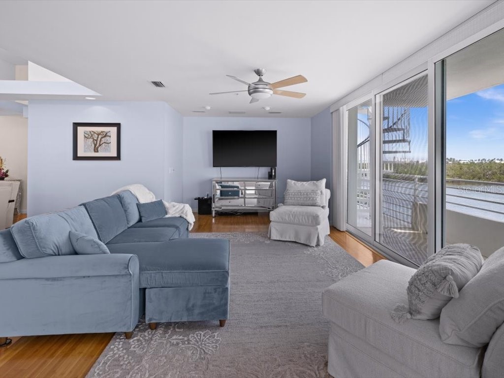 8041 Bay Pointe Drive Englewood FL 34224 - INTRACOASTAL WATERWAY D6143033 image13