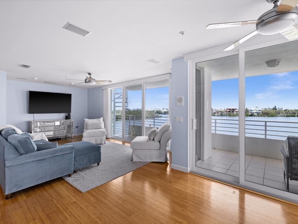 8041 Bay Pointe Drive Englewood FL 34224 - INTRACOASTAL WATERWAY D6143033 image14