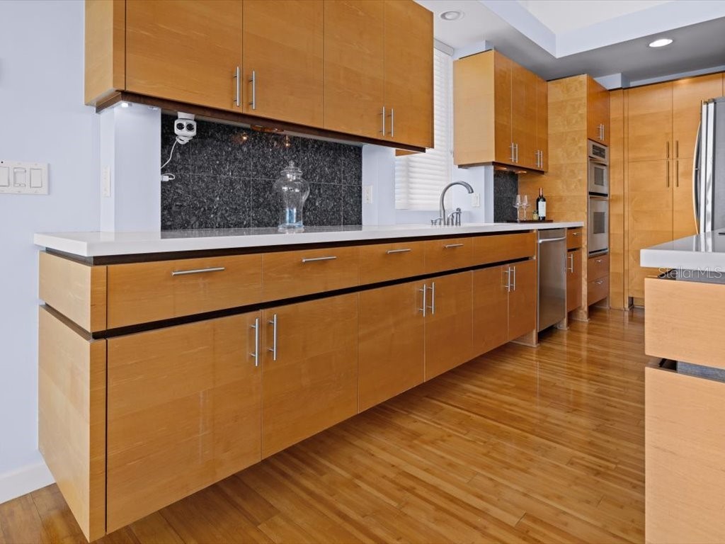 8041 Bay Pointe Drive Englewood FL 34224 - INTRACOASTAL WATERWAY D6143033 image16