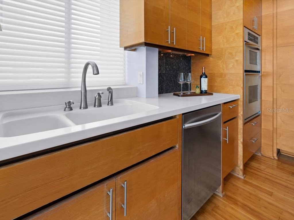 8041 Bay Pointe Drive Englewood FL 34224 - INTRACOASTAL WATERWAY D6143033 image18