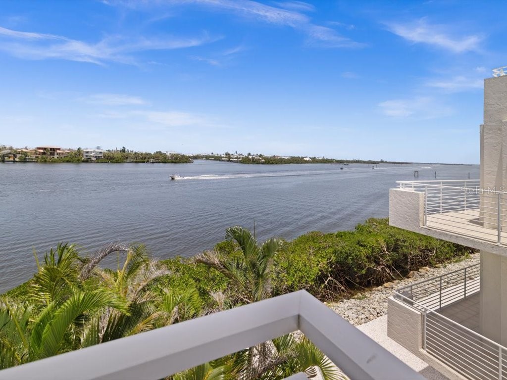 8041 Bay Pointe Drive Englewood FL 34224 - INTRACOASTAL WATERWAY D6143033 image22