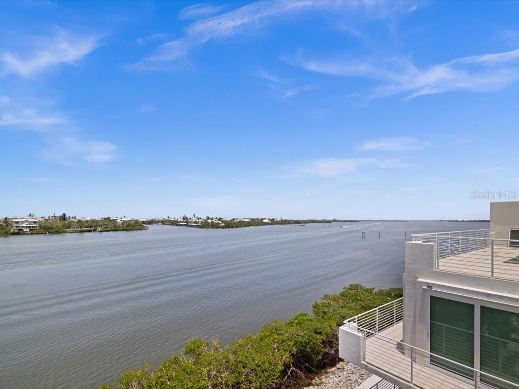 8041 Bay Pointe Drive Englewood FL 34224 - INTRACOASTAL WATERWAY D6143033 image25