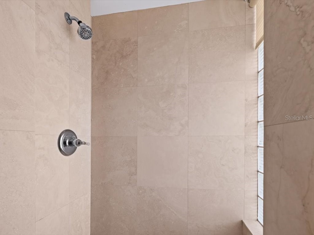 8041 Bay Pointe Drive Englewood FL 34224 - INTRACOASTAL WATERWAY D6143033 image35