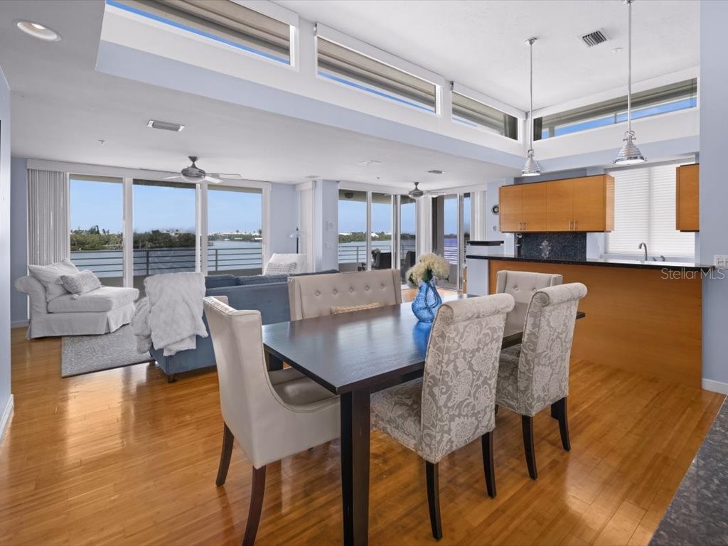 8041 Bay Pointe Drive Englewood FL 34224 - INTRACOASTAL WATERWAY D6143033 image5