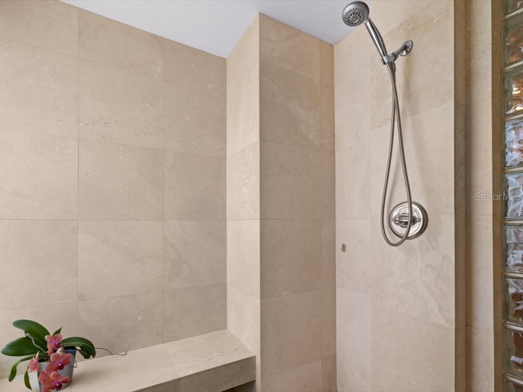 8041 Bay Pointe Drive Englewood FL 34224 - INTRACOASTAL WATERWAY D6143033 image53