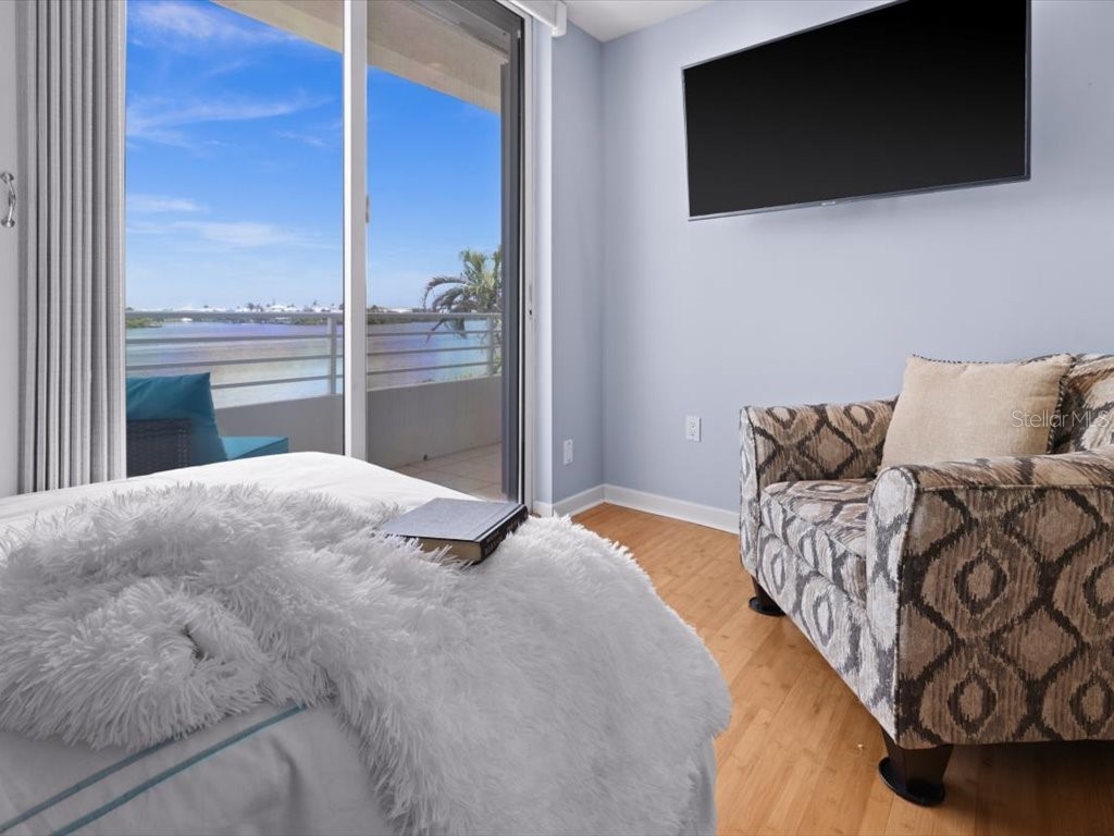 8041 Bay Pointe Drive Englewood FL 34224 - INTRACOASTAL WATERWAY D6143033 image56