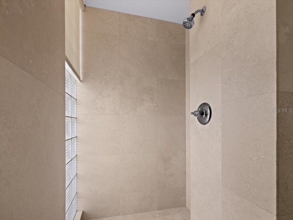 8041 Bay Pointe Drive Englewood FL 34224 - INTRACOASTAL WATERWAY D6143033 image59