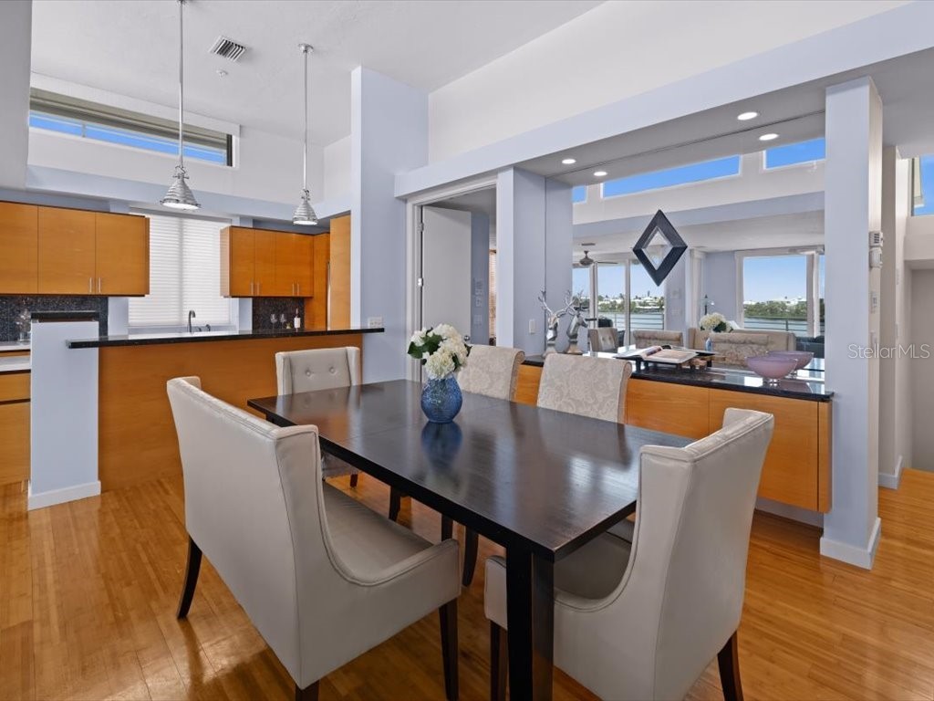 8041 Bay Pointe Drive Englewood FL 34224 - INTRACOASTAL WATERWAY D6143033 image6