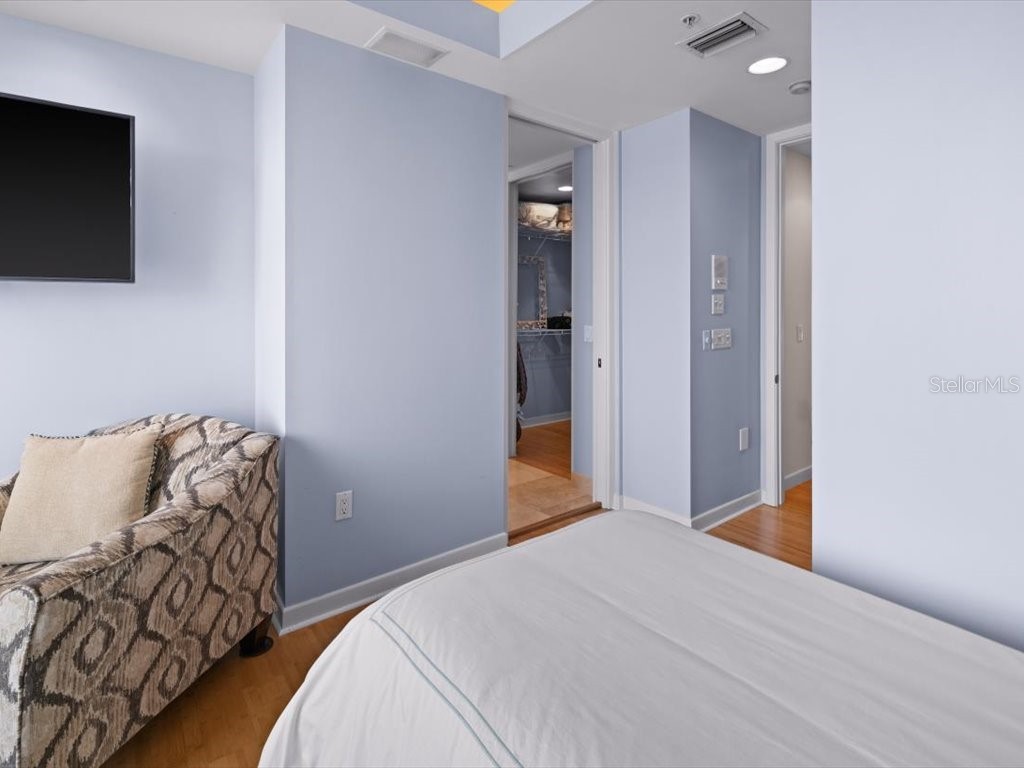 8041 Bay Pointe Drive Englewood FL 34224 - INTRACOASTAL WATERWAY D6143033 image60