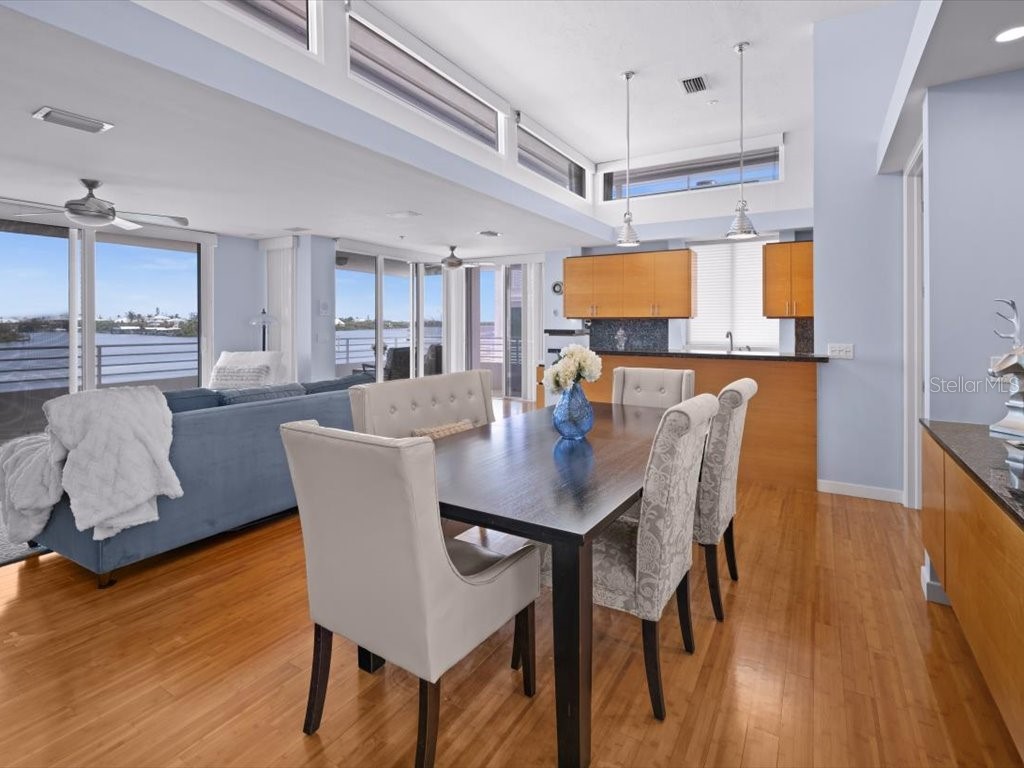 8041 Bay Pointe Drive Englewood FL 34224 - INTRACOASTAL WATERWAY D6143033 image7