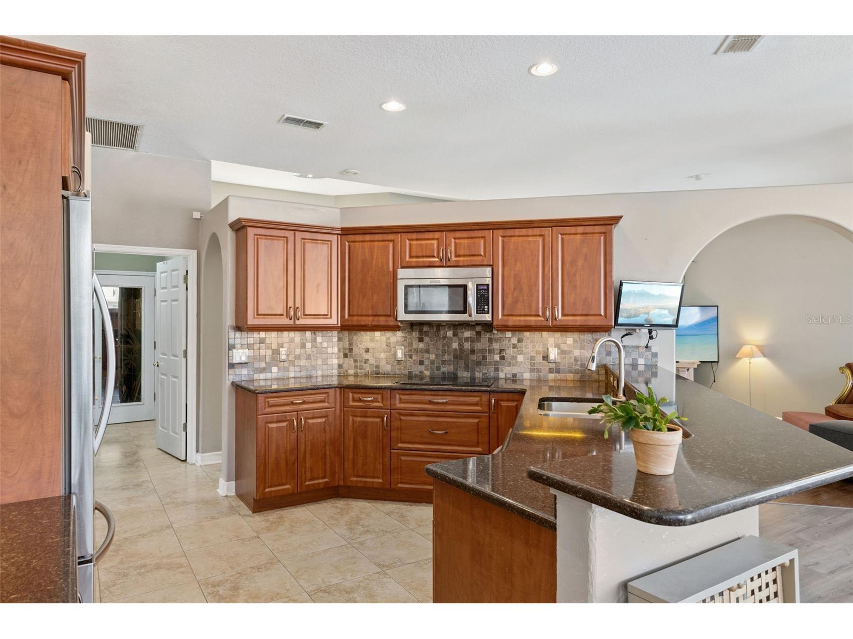 8041 Monier Way Orlando FL 32835 O6400639 image15