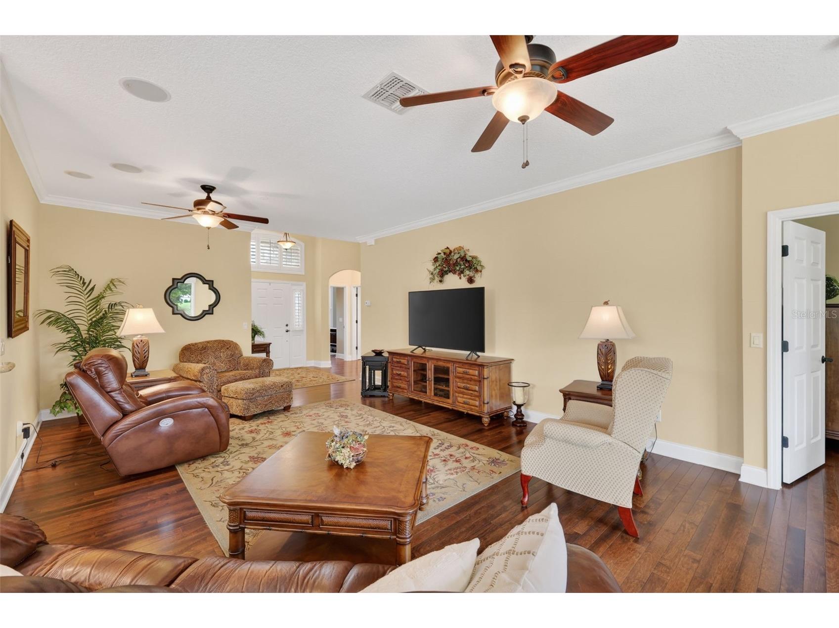8041 Saint James Way Mount Dora FL 32757 - ST JAMES POND G5111735 image7