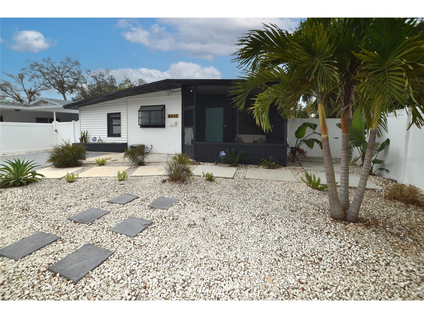8042 36th Avenue N Saint Petersburg FL 33710 TB8481035 image3