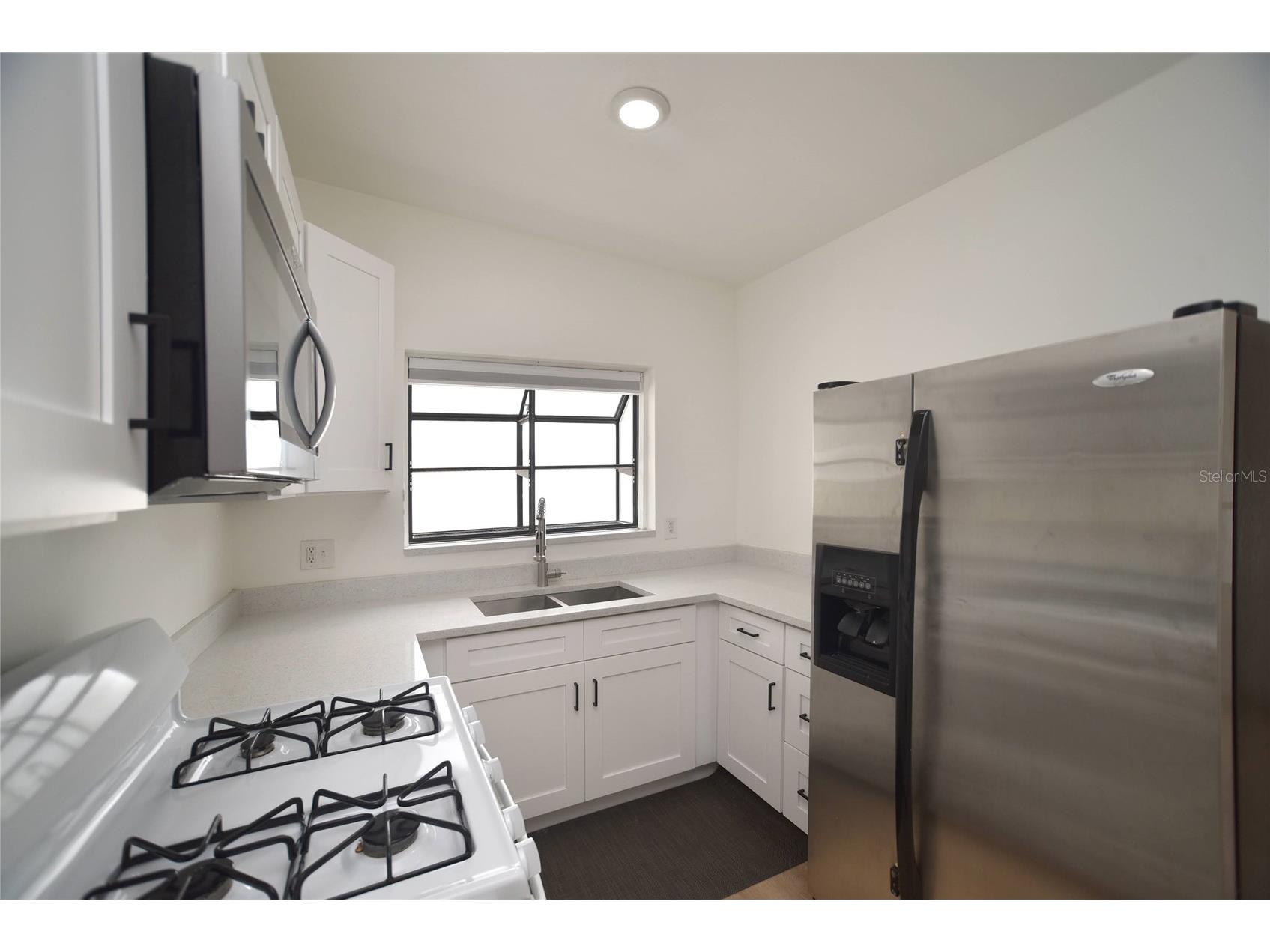8042 36th Avenue N Saint Petersburg FL 33710 TB8481035 image6