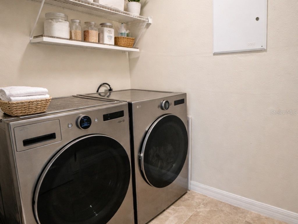 8042 Corkfield Avenue Orlando FL 32832 S5147291 image25