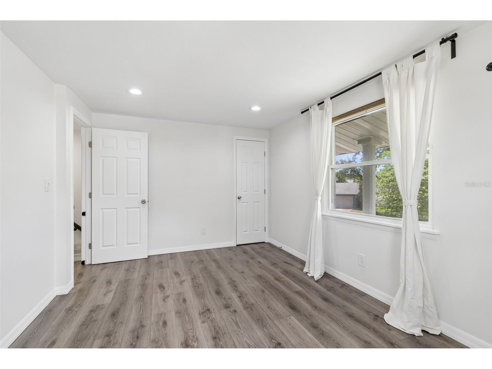 8043 124th Street Seminole FL 33772 TB8493424 image38