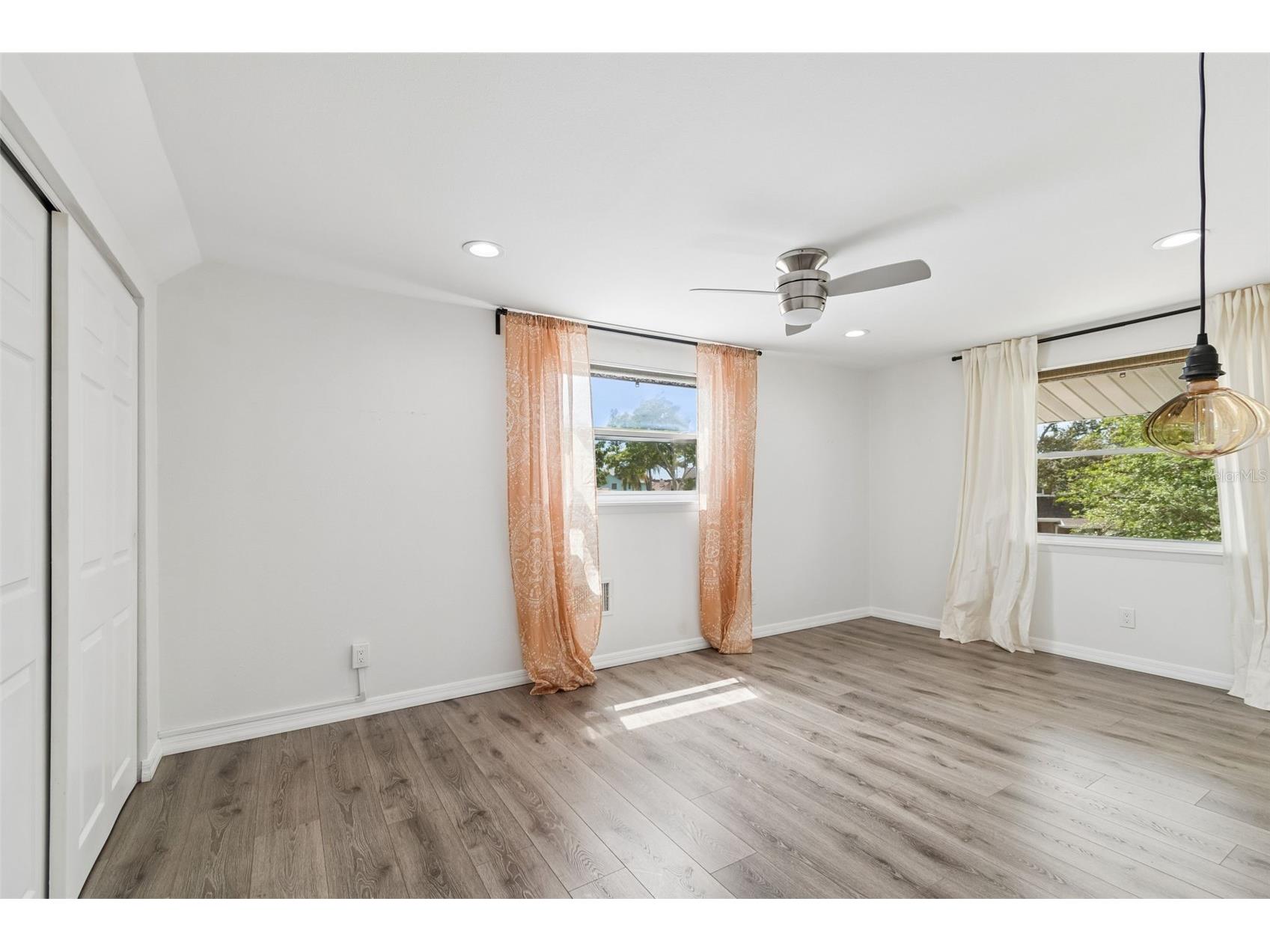 8043 124th Street Seminole FL 33772 TB8493424 image45