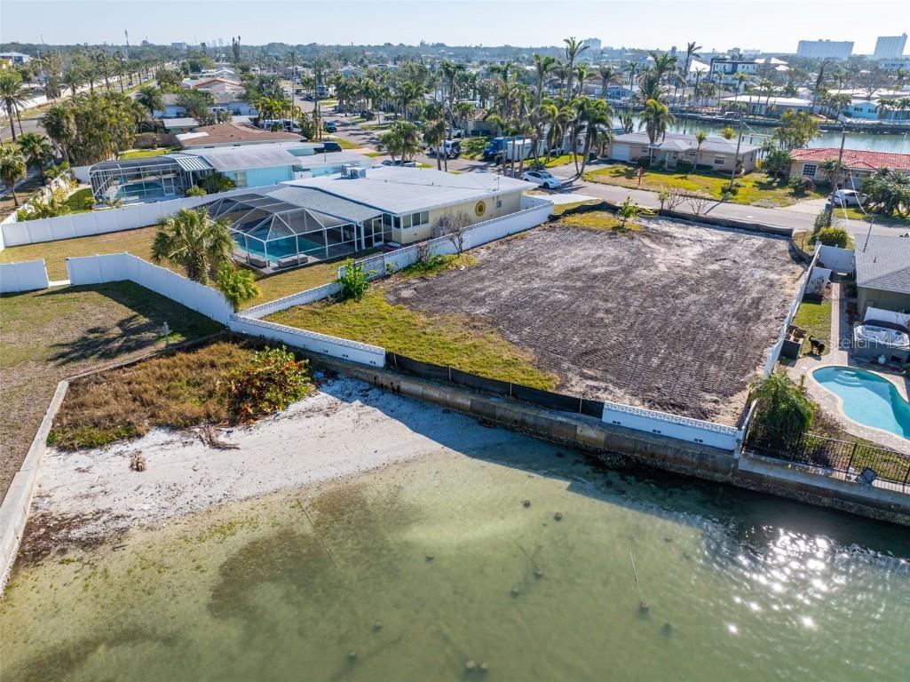 8043 Causeway Boulevard S Saint Petersburg FL 33707 TB8361782 image9