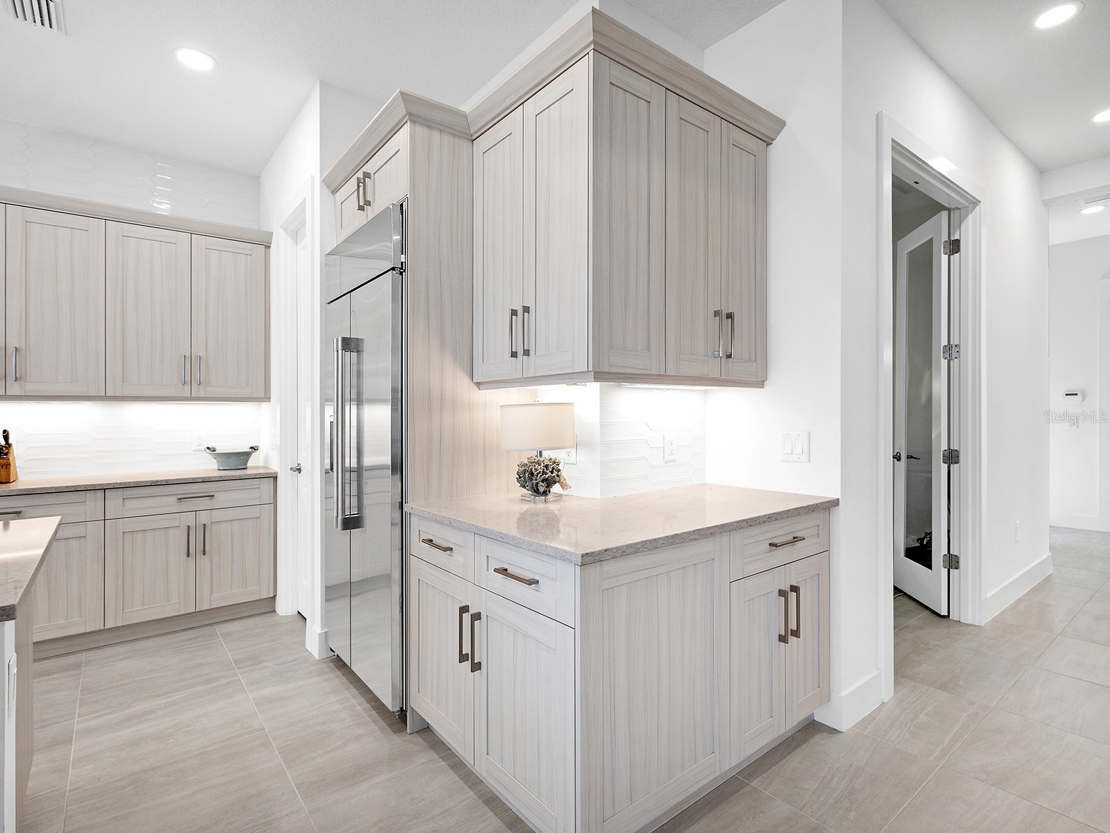 8043 Waterbend Trail Sarasota FL 34240 - LAKE IBIS A4679950 image21