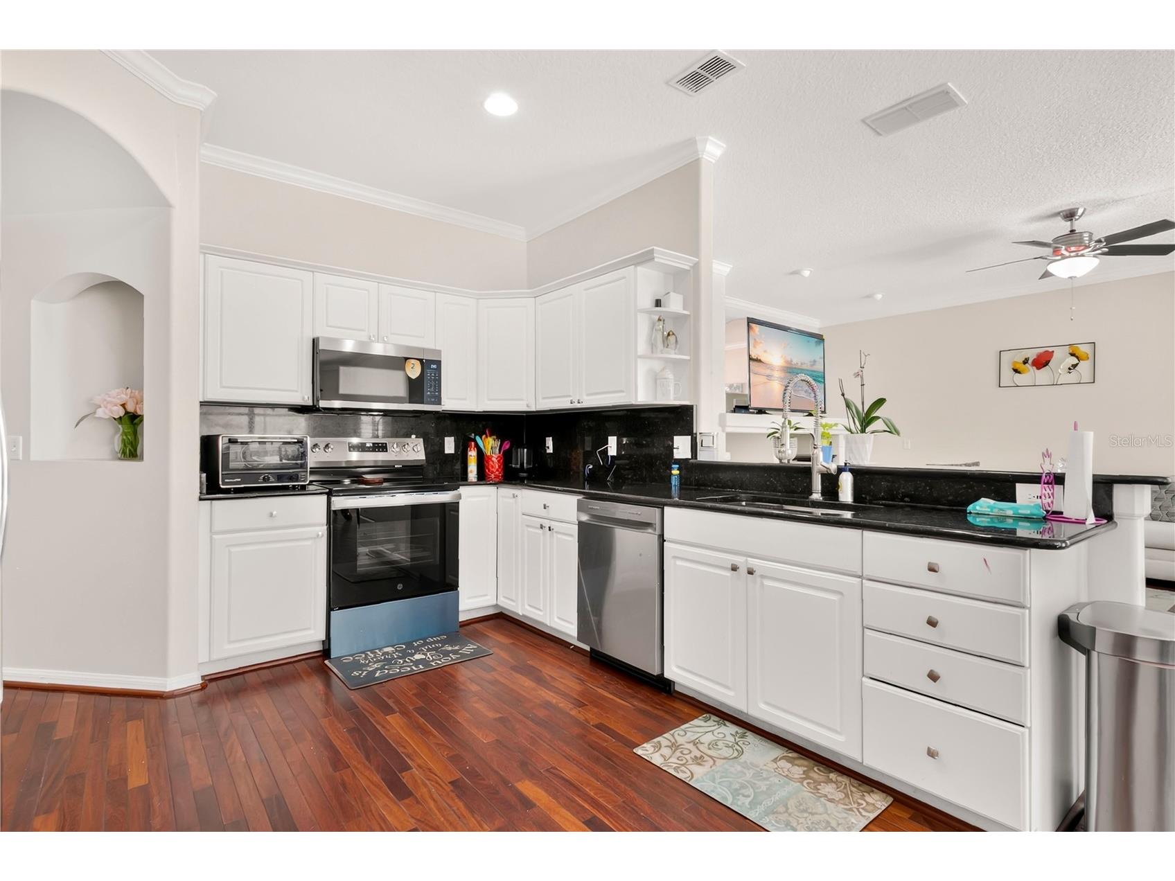 8044 Canyon Lake Circle Orlando FL 32835 O6420451 image12